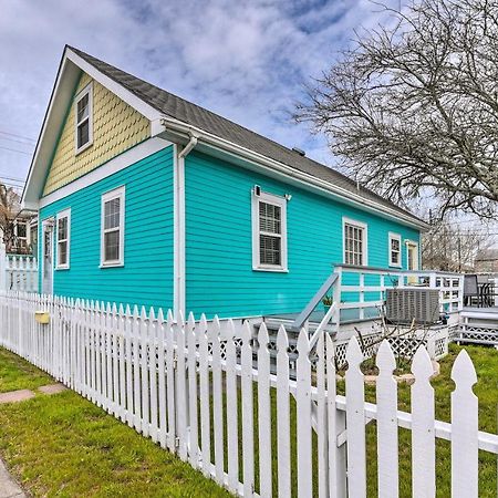 Galveston 'Blue Bungalow' - Walk To Beach! ภายนอก รูปภาพ