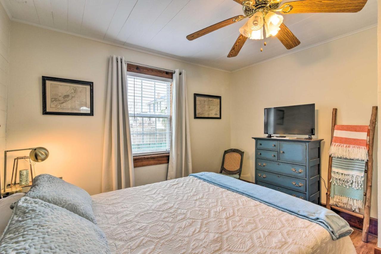 Galveston 'Blue Bungalow' - Walk To Beach! ภายนอก รูปภาพ