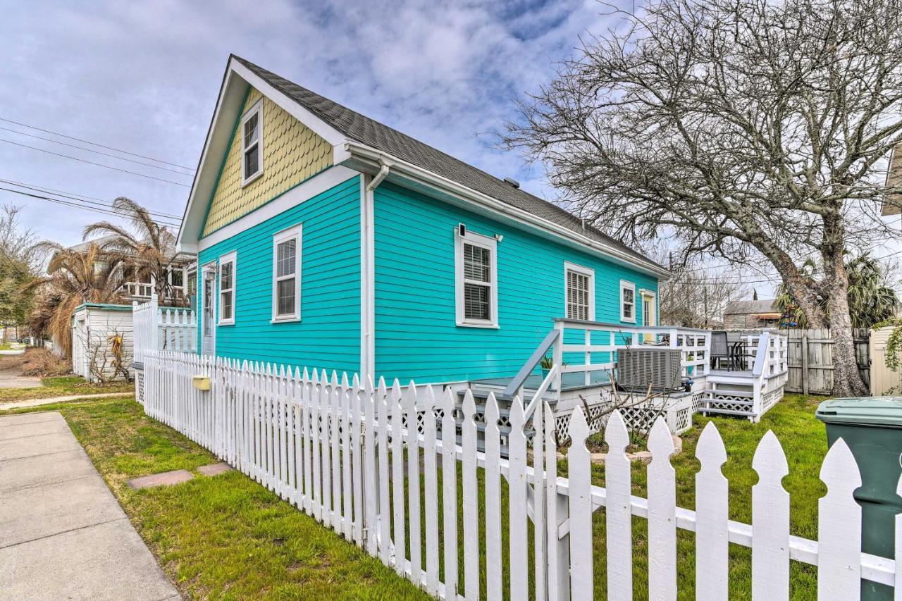 Galveston 'Blue Bungalow' - Walk To Beach! ภายนอก รูปภาพ
